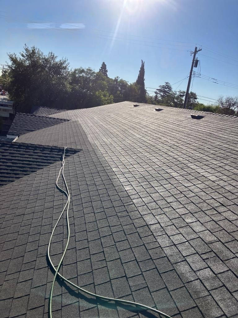 Roof Cleaning in Chico, California